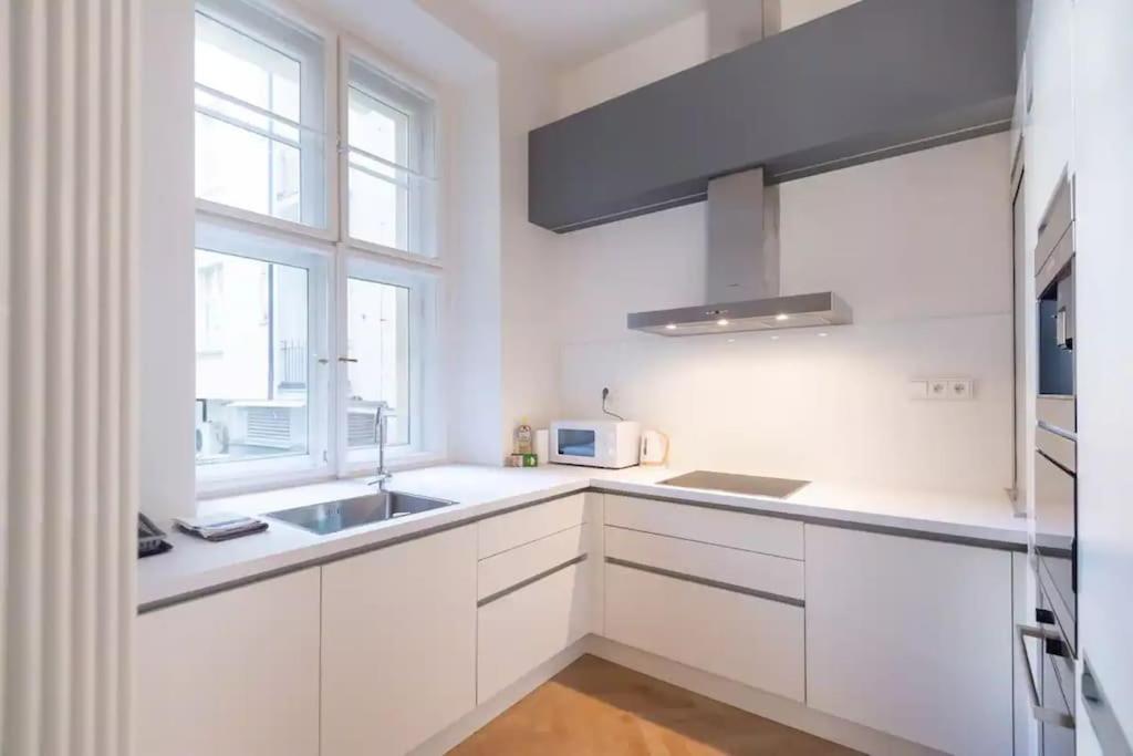 Apartment Luxury Apartment On Old Town Square Prague