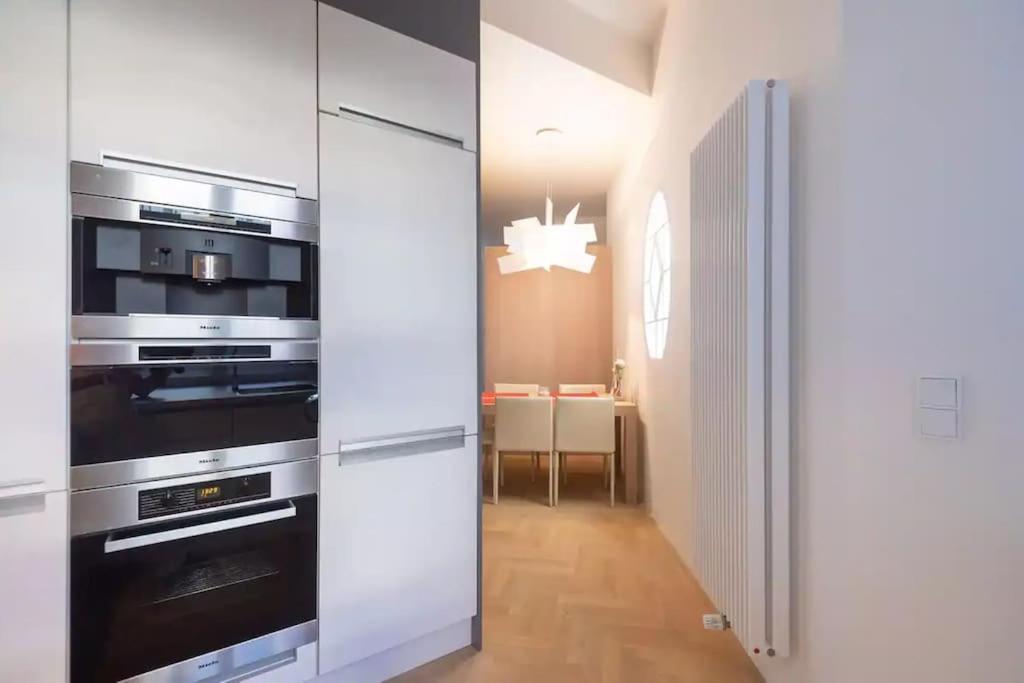 Luxury Apartment On Old Town Square Prague